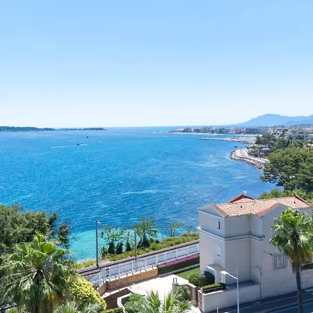 Ref 2146 - - Sea View For Rent * Cannes