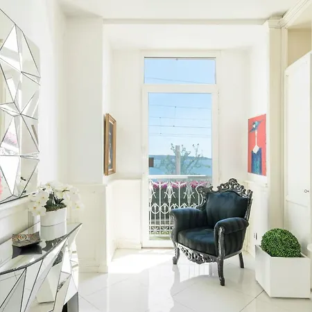 Ref 2146 - - Sea View For Rent Cannes