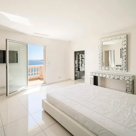 Ref 2146 - - Sea View For Rent