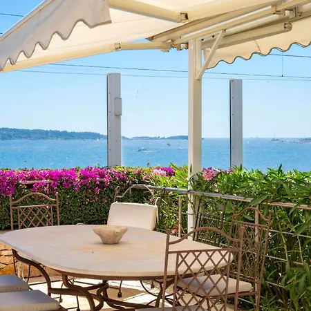 Ref 2146 - - Sea View For Rent Cannes
